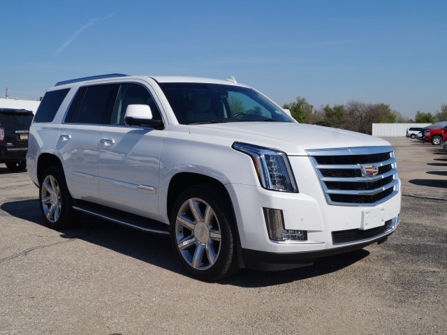 2016 Cadillac Escalade Luxury Collection