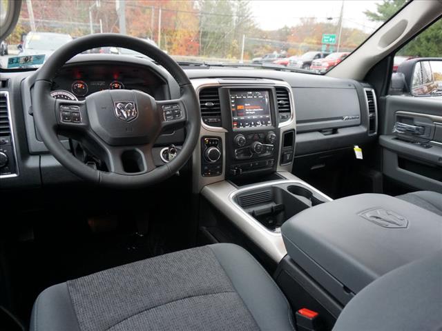 2018 RAM 1500 SLT