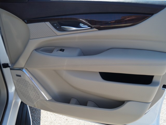 2016 Cadillac Escalade Luxury Collection