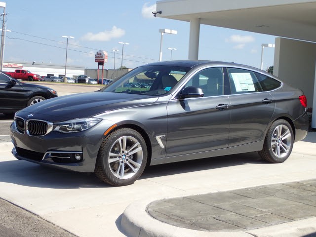 2017 BMW 3 Series 330i xDrive Gran Turismo
