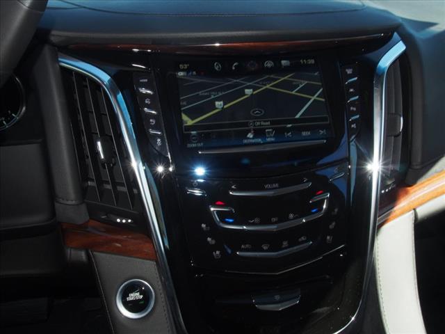 2017 Cadillac Escalade Luxury