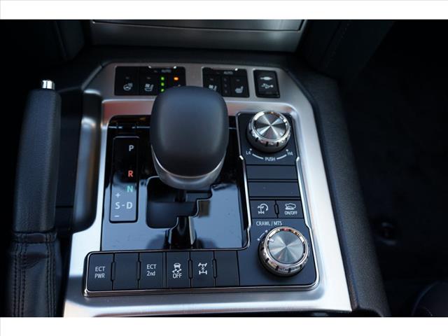 2018 Toyota Land Cruiser AWD