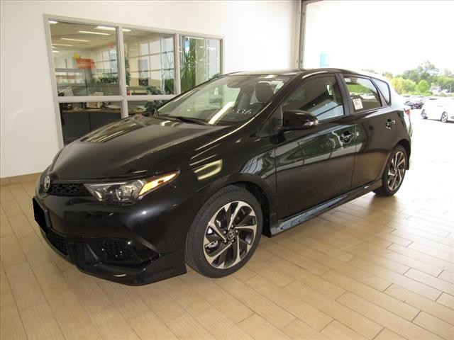 2017 Toyota Corolla Im Base