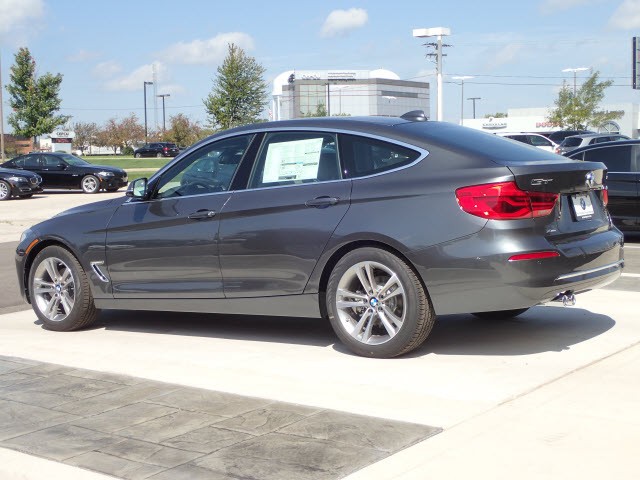 2017 BMW 3 Series 330i xDrive Gran Turismo