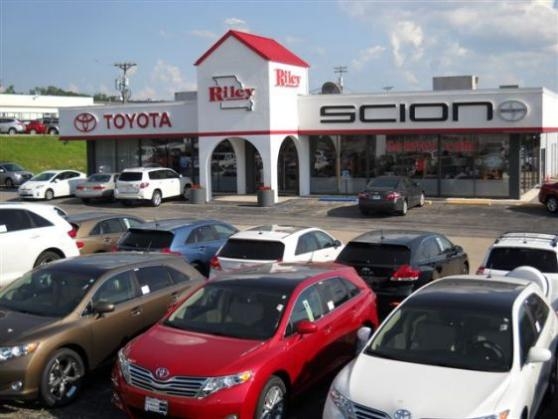 Riley Toyota - Car and Truck Dealer in Jefferson City, Missouri - 7584 ...