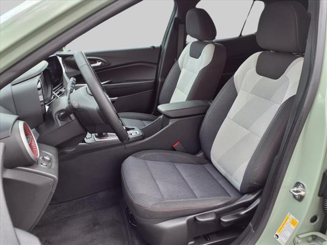 2024 Chevrolet Trax RS