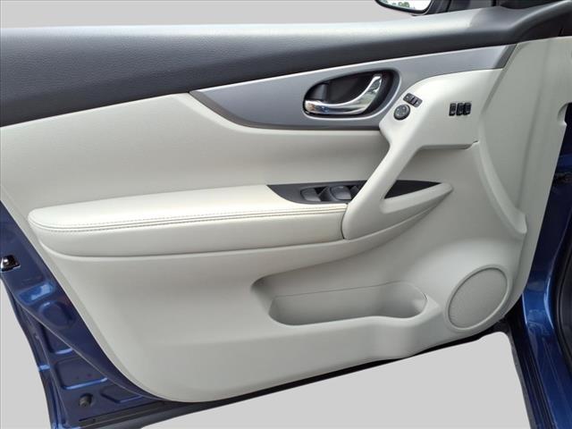 2020 Nissan Rogue Sport SL
