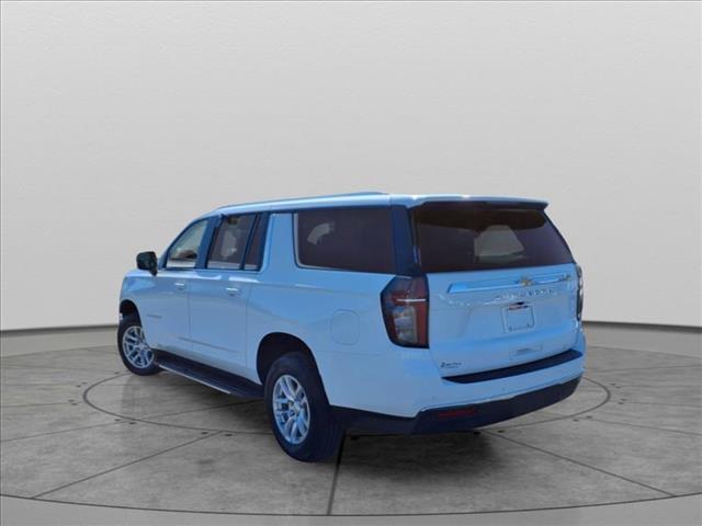 2023 Chevrolet Suburban LT