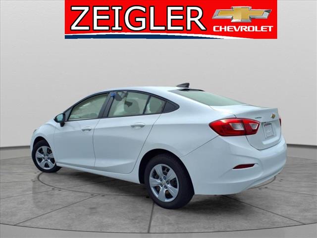 2018 Chevrolet Cruze LS Auto