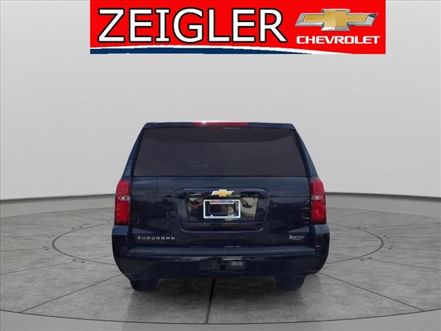 2017 Chevrolet Suburban LT
