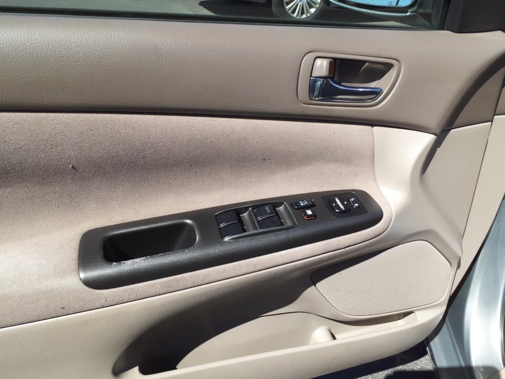 2006 Toyota Camry LE