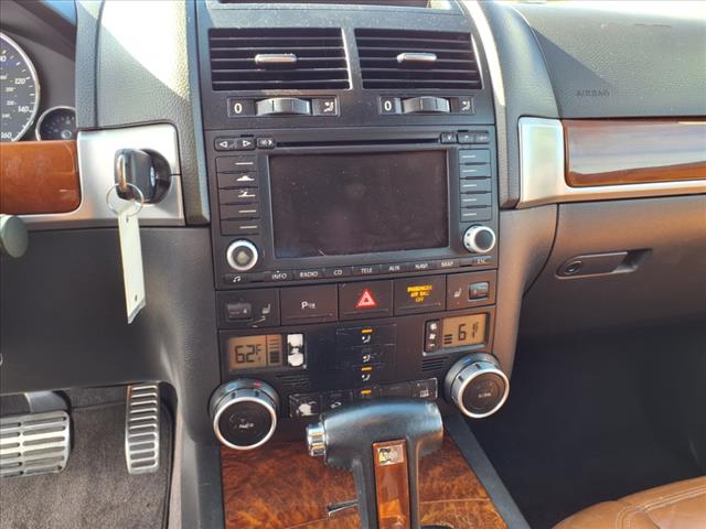 2005 Volkswagen Touareg V8
