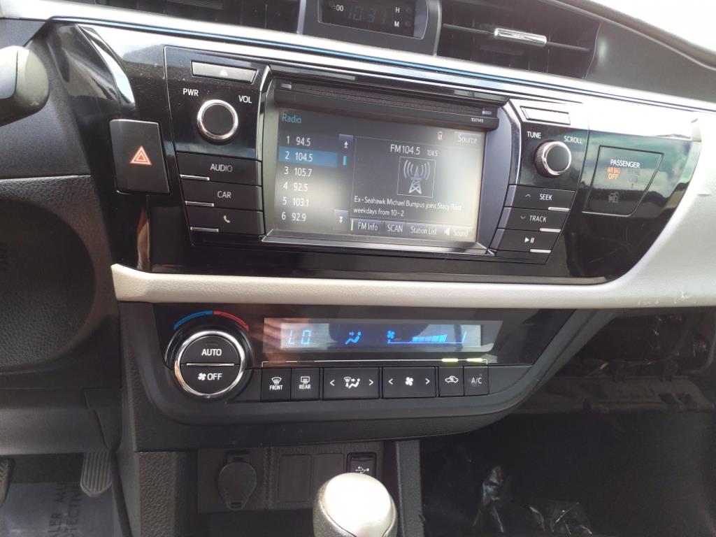 2015 Toyota Corolla LE
