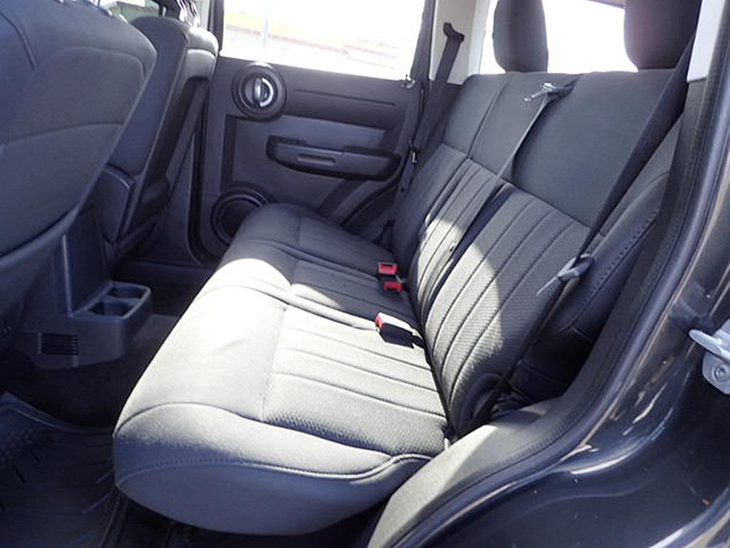 2011 Dodge Nitro SE