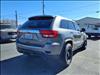 2012 Jeep Grand Cherokee Overland - thumbnail 2