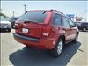 2010 Jeep Grand Cherokee Laredo - thumbnail 2