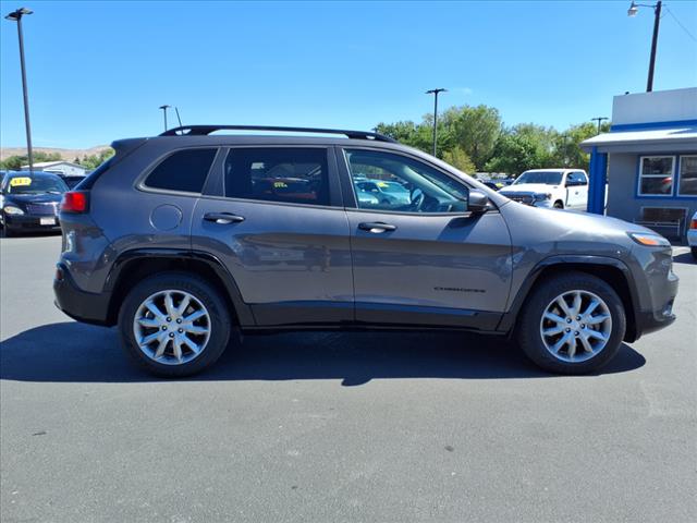 2018 Jeep Cherokee Latitude