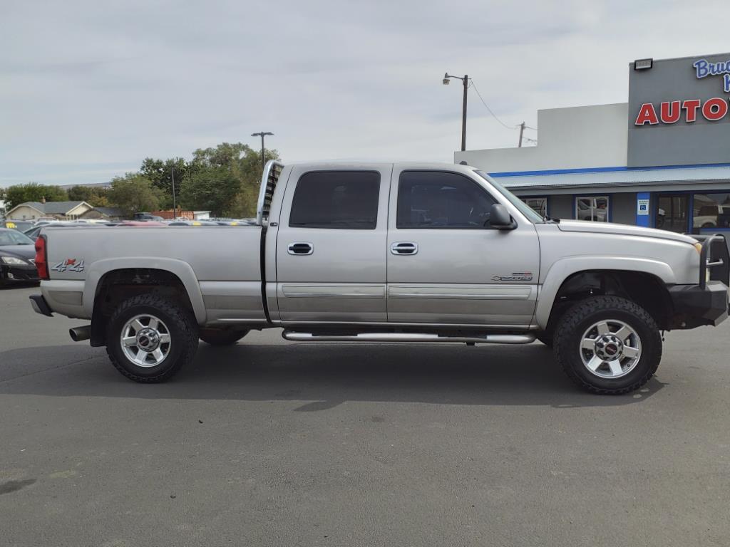 2004 Chevrolet Silverado 2500HD LS