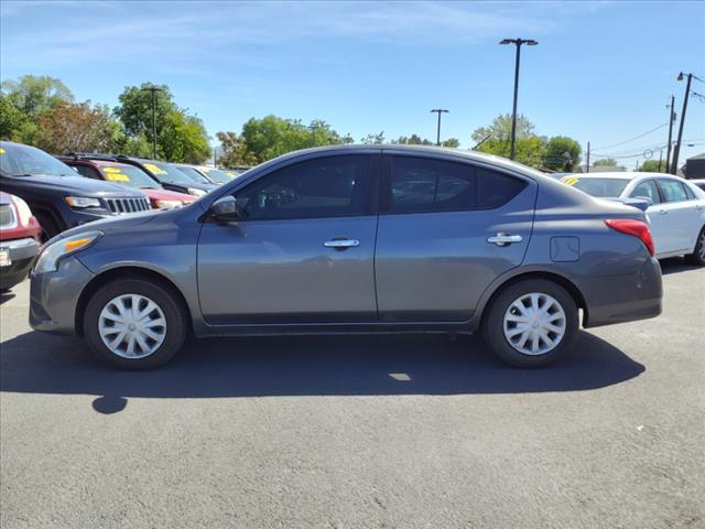 2017 Nissan Versa 1.6 SV