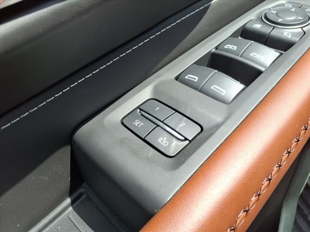 2024 GMC Yukon Denali Ultimate