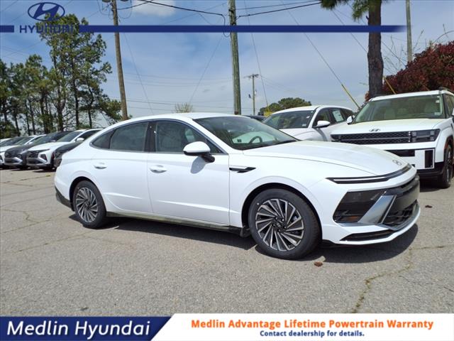 2025 Hyundai SONATA Hybrid SEL
