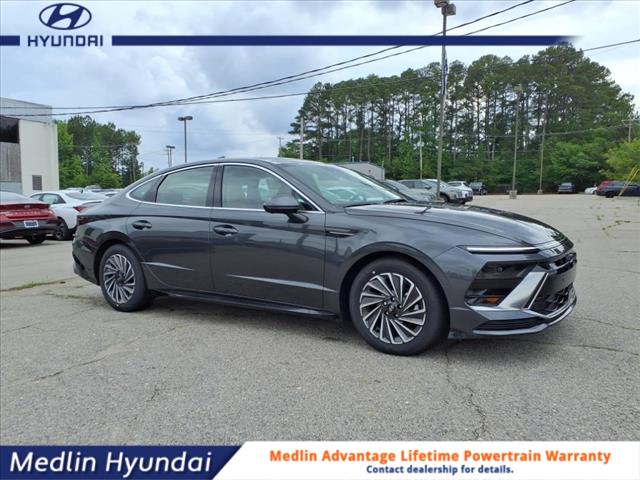 2025 Hyundai SONATA Hybrid Limited