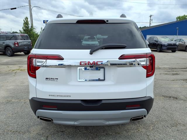 2023 GMC Acadia SLT