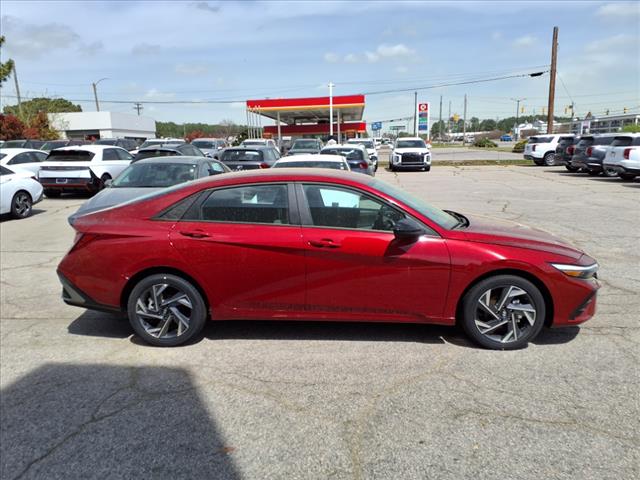 2025 Hyundai ELANTRA SEL Sport