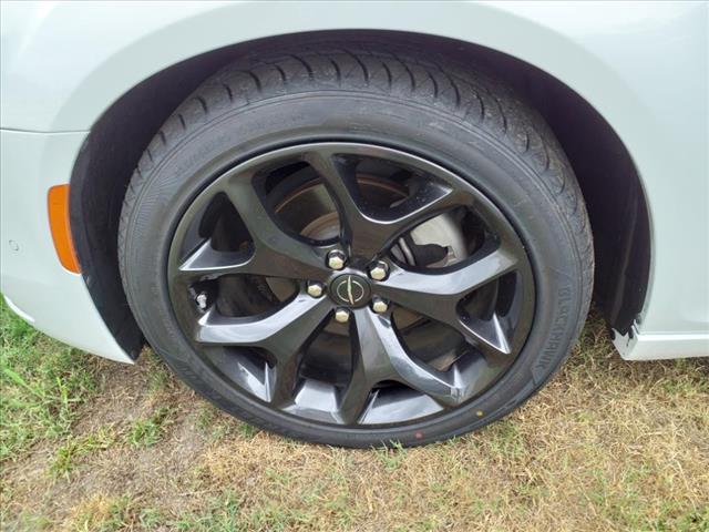 2022 Chrysler 300 S