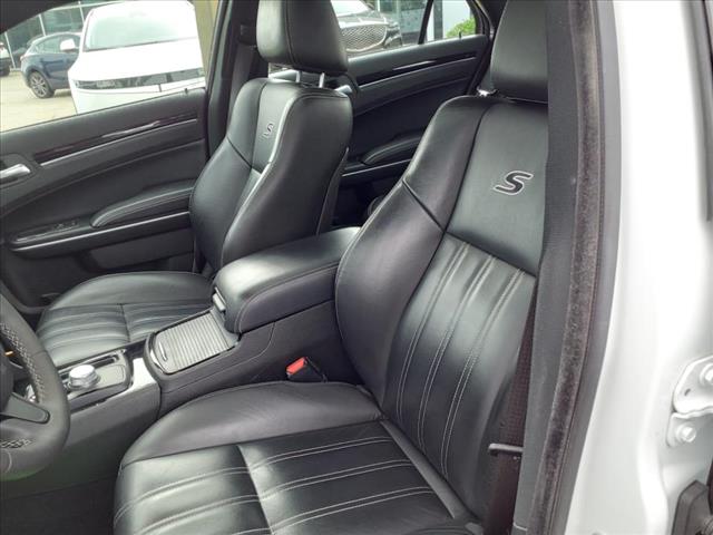 2022 Chrysler 300 S
