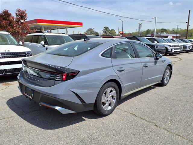 2025 Hyundai SONATA SE
