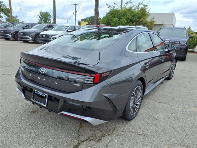 2025 Hyundai SONATA Hybrid Limited