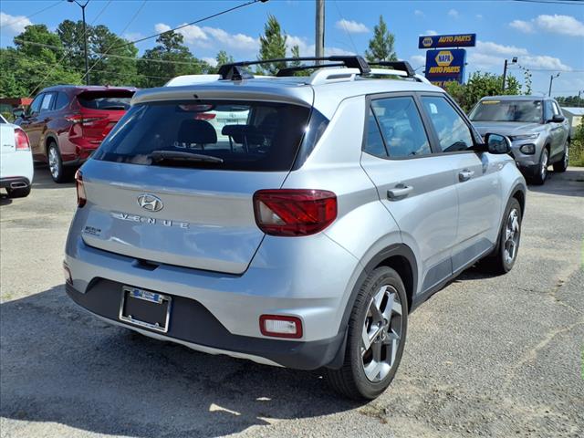 2021 Hyundai VENUE SEL