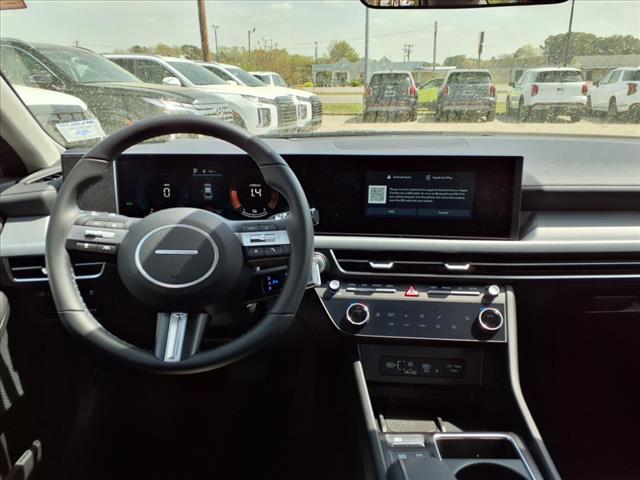 2025 Hyundai SONATA Hybrid SEL