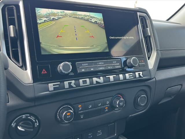 2025 Nissan Frontier SV