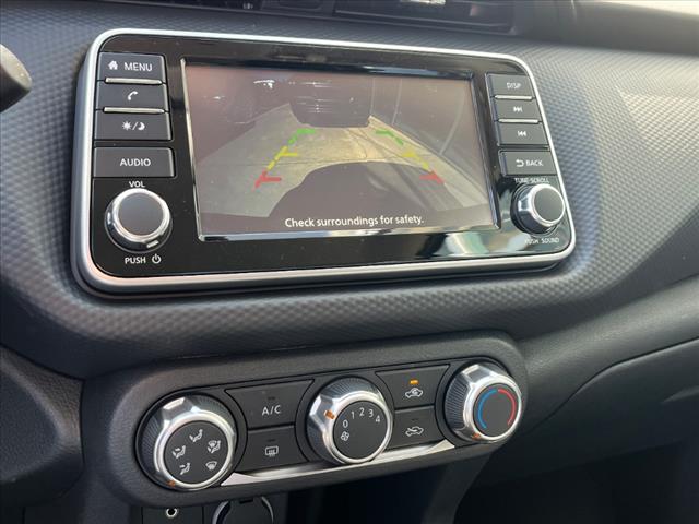 2025 Nissan Kicks S