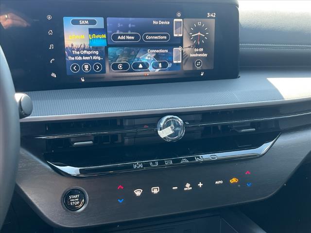 2025 Nissan Murano SV
