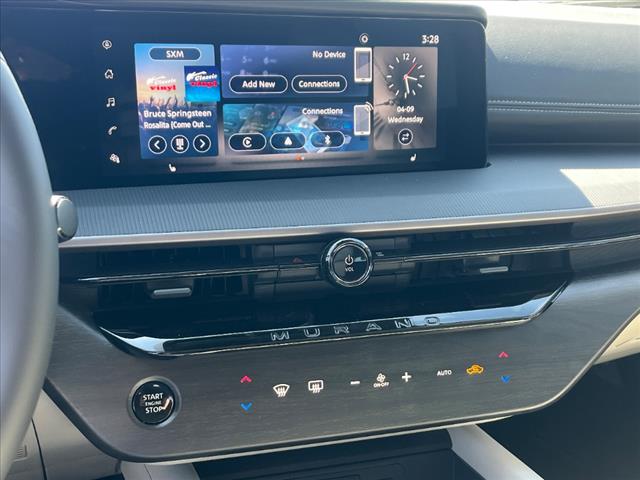 2025 Nissan Murano SV