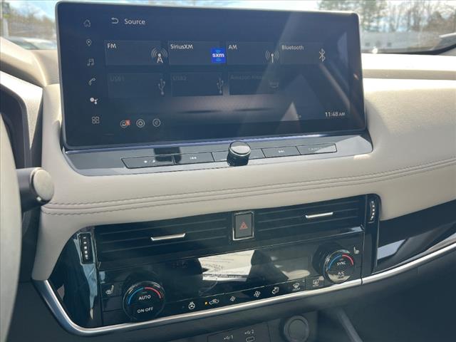 2025 Nissan Rogue SL