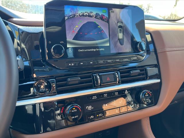 2025 Nissan Pathfinder Platinum