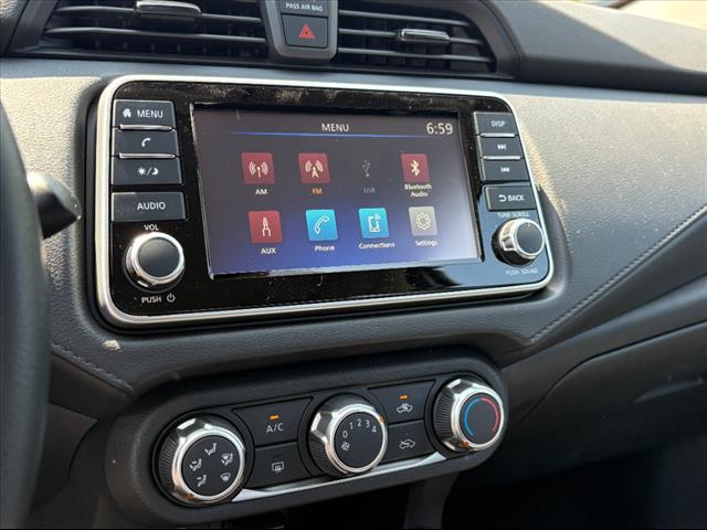 2025 Nissan Versa 1.6 S