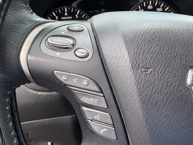 2018 Nissan Pathfinder SV