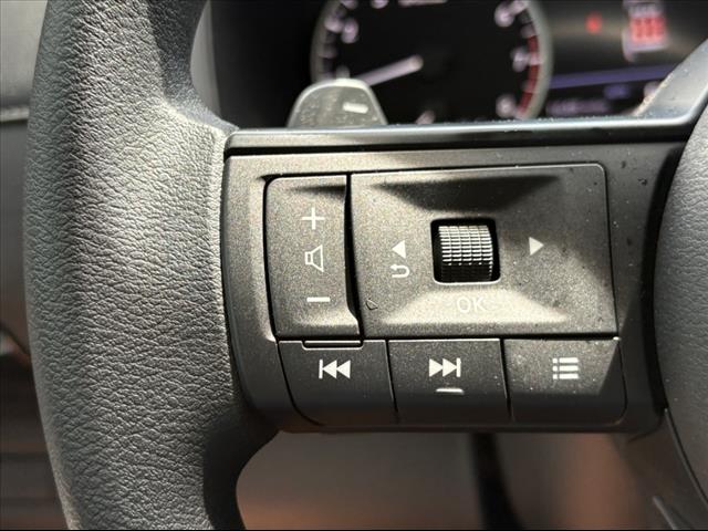 2025 Nissan Pathfinder S