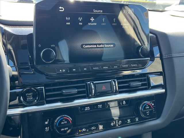 2025 Nissan Pathfinder Platinum