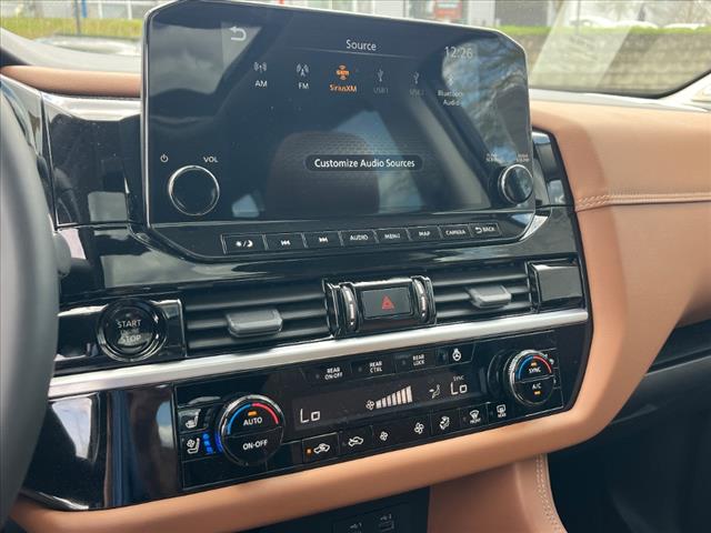 2025 Nissan Pathfinder Platinum