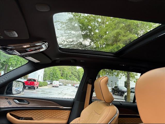 2023 Jeep Grand Cherokee Summit