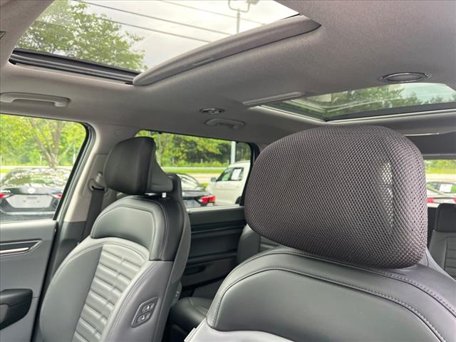 2024 Kia EV9 Land