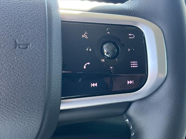 2025 Nissan Armada SV