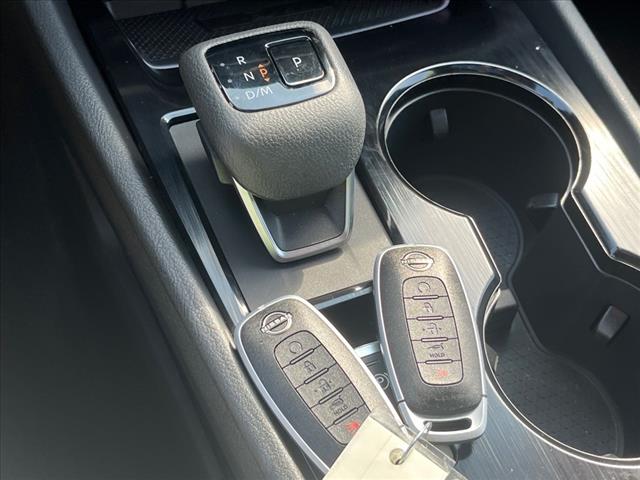 2024 Nissan Rogue SL