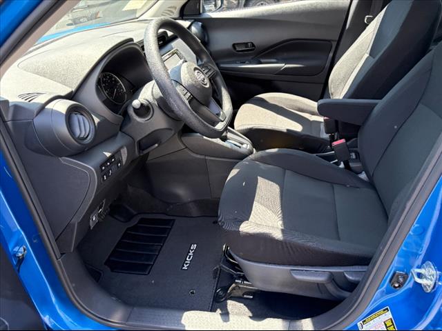 2025 Nissan Kicks Play S